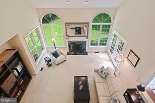 10560 Fox Forest Dr, Great Falls, VA 22066 - Photo 22