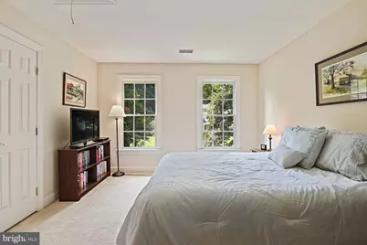 10560 Fox Forest Drive, Great Falls, VA 22066 - Photo 28
