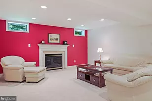 10560 Fox Forest Dr, Great Falls, VA 22066 - Photo 38