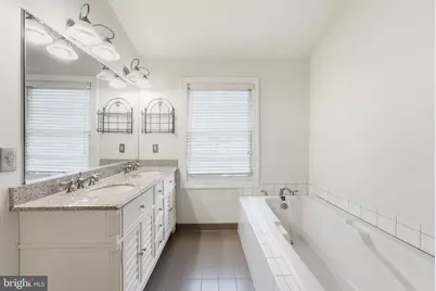 2124 Bobbyber Drive, Vienna, VA 22182 - Photo 24