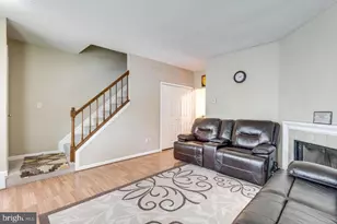 3018 McMaster Ct, Herndon, VA 20171 - Photo 4