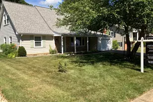7223 Wickford Dr, Alexandria, VA 22315 - Photo 2