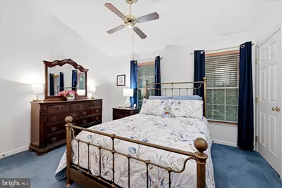 6609 Skylemar Trail, Centreville, VA 20121 - Photo 10