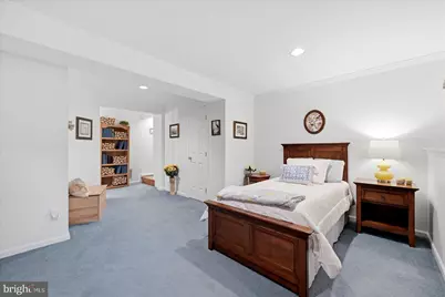 6609 Skylemar Trail, Centreville, VA 20121 - Photo 14