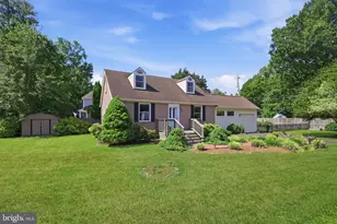 1501 Olde Towne Rd, Alexandria, VA 22307 - Photo 2