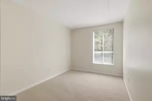 2339 Freetown Ct, Reston, VA 20191 - Photo 14