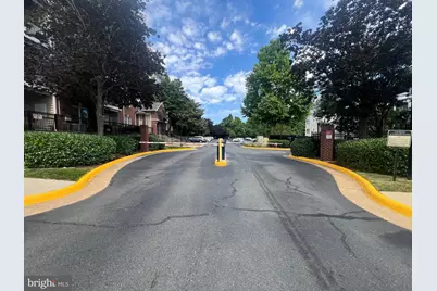1550 Spring Gate Drive #8302, McLean, VA 22102 - Photo 4