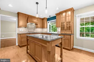 9684 Church Way, Burke, VA 22015 - Photo 10