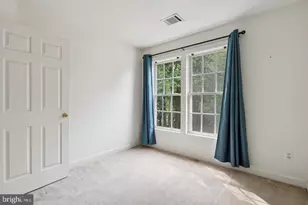 4322 Thomas Brigade Ln, Fairfax, VA 22033 - Photo 10
