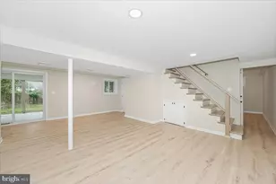 8624 Parliament Dr, Springfield, VA 22151 - Photo 36