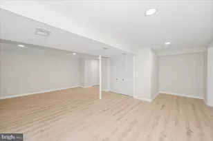 8624 Parliament Dr, Springfield, VA 22151 - Photo 34