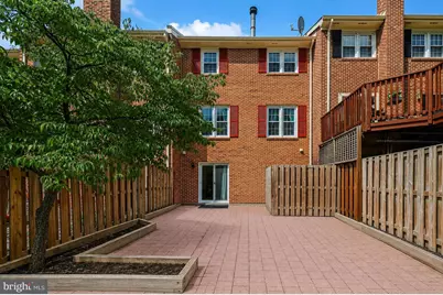 8217 Clifton Farm Court, Alexandria, VA 22306 - Photo 32