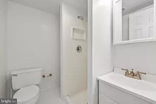8217 Clifton Farm Ct, Alexandria, VA 22306 - Photo 30
