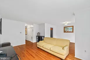 8217 Clifton Farm Ct, Alexandria, VA 22306 - Photo 14