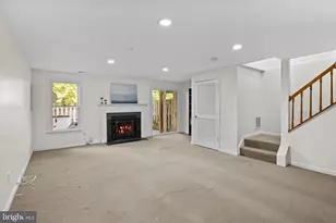 7238 Lensfield Ct, Alexandria, VA 22315 - Photo 10