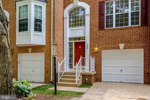 1268 Wild Hawthorn Way, Reston, VA 20194 - Photo 4