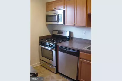 6604 10th Street #B1, Alexandria, VA 22307 - Photo 4