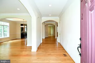1924 Leonard Rd, Falls Church, VA 22043 - Photo 2