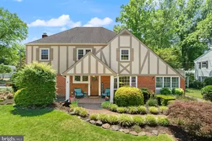 7868 Midday Ln, Alexandria, VA 22306 - Photo 14