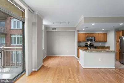 4480 Market Commons Drive #405, Fairfax, VA 22033 - Photo 22