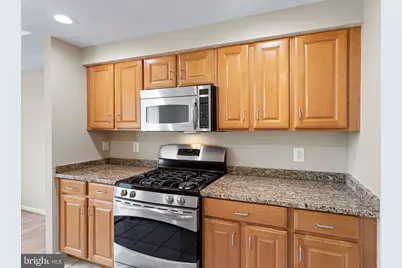 4480 Market Commons Drive #405, Fairfax, VA 22033 - Photo 18