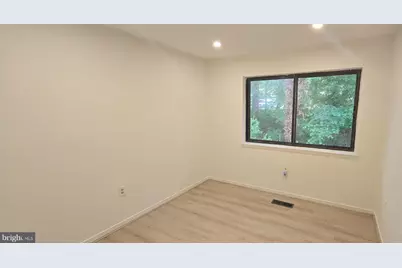 11922 Escalante Court, Reston, VA 20191 - Photo 18