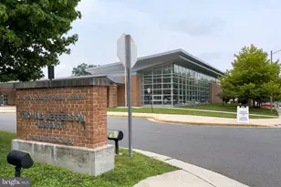 2900 Peyton Randolph Dr, Falls Church, VA 22044 - Photo 22