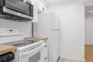 2900 Peyton Randolph Dr, Falls Church, VA 22044 - Photo 16