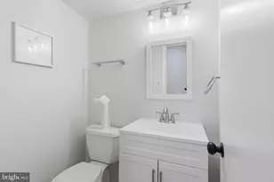 8398 Uxbridge Ct, Springfield, VA 22151 - Photo 12