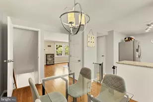 8100 Loving Forest Ct, Springfield, VA 22153 - Photo 10