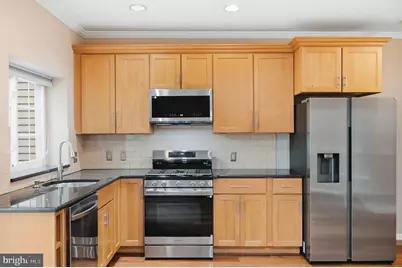 12109 Wedgeway Court, Fairfax, VA 22033 - Photo 4
