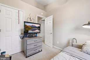 12109 Wedgeway Ct, Fairfax, VA 22033 - Photo 18