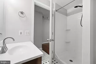 12109 Wedgeway Ct, Fairfax, VA 22033 - Photo 26