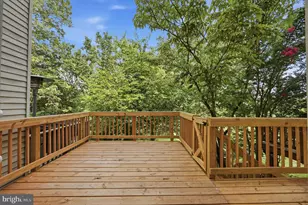 12109 Wedgeway Ct, Fairfax, VA 22033 - Photo 14