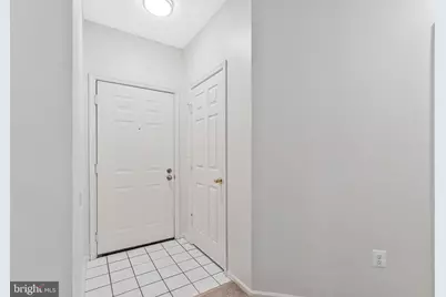 14313 Climbing Rose Way #205, Centreville, VA 20121 - Photo 6