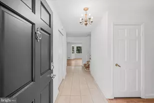 2012 Addey Ct, Falls Church, VA 22043 - Photo 2