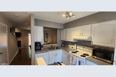 2815 Lee Landing Court, Falls Church, VA 22043 - Photo 2