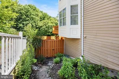 5913 Dungeness Lane, Alexandria, VA 22315 - Photo 24