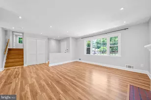 14711 Carlbern Dr, Centreville, VA 20120 - Photo 12