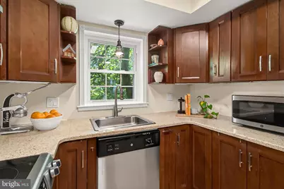 7611 Tiverton Drive, Springfield, VA 22152 - Photo 12