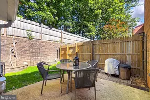 7611 Tiverton Dr, Springfield, VA 22152 - Photo 24