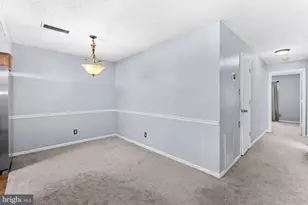 12110 Green Leaf Ct, Fairfax, VA 22033 - Photo 8