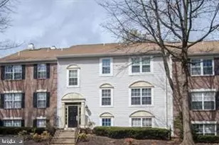 12110 Green Leaf Ct, Fairfax, VA 22033 - Photo 1