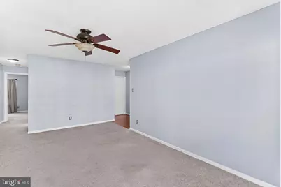 12110 Green Leaf Court #202, Fairfax, VA 22033 - Photo 6