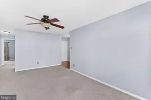 12110 Green Leaf Ct, Fairfax, VA 22033 - Photo 6