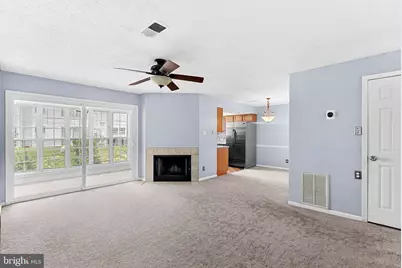 12110 Green Leaf Court #202, Fairfax, VA 22033 - Photo 4