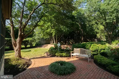 1197 Meadow Green Lane, McLean, VA 22102 - Photo 48