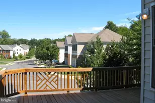 4041 Royal Lytham Dr, Fairfax, VA 22033 - Photo 4