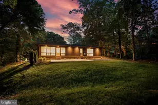 4304 Ann Fitz Hugh Dr, Annandale, VA 22003 - Photo 6