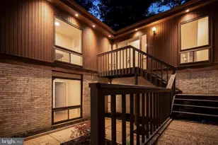 4304 Ann Fitz Hugh Dr, Annandale, VA 22003 - Photo 4